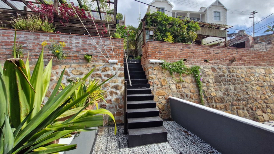 To Let 2 Bedroom Property for Rent in Simons Town Western Cape